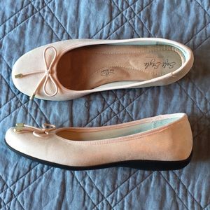 Soft Style by Hush Puppies Shimmery Pink Flats